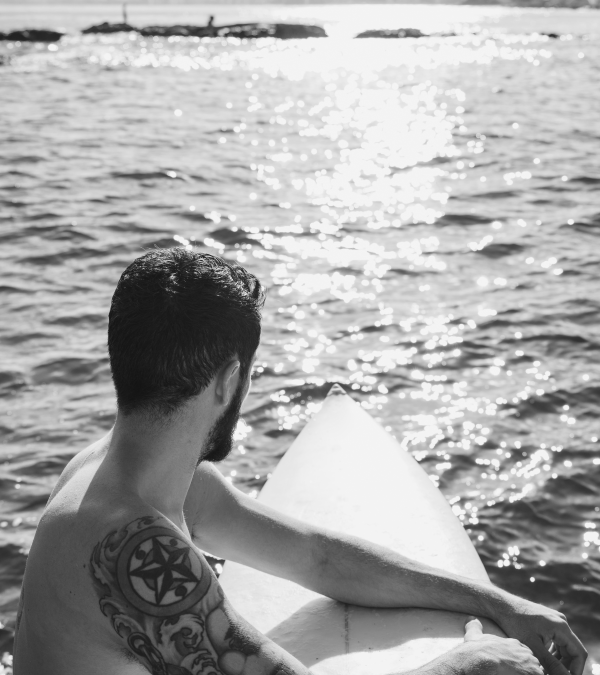 Peut-on se faire tatouer en été ? Nos conseils pour bien protéger son tatouage 