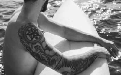 Peut-on se faire tatouer en été ? Nos conseils pour bien protéger son tatouage 